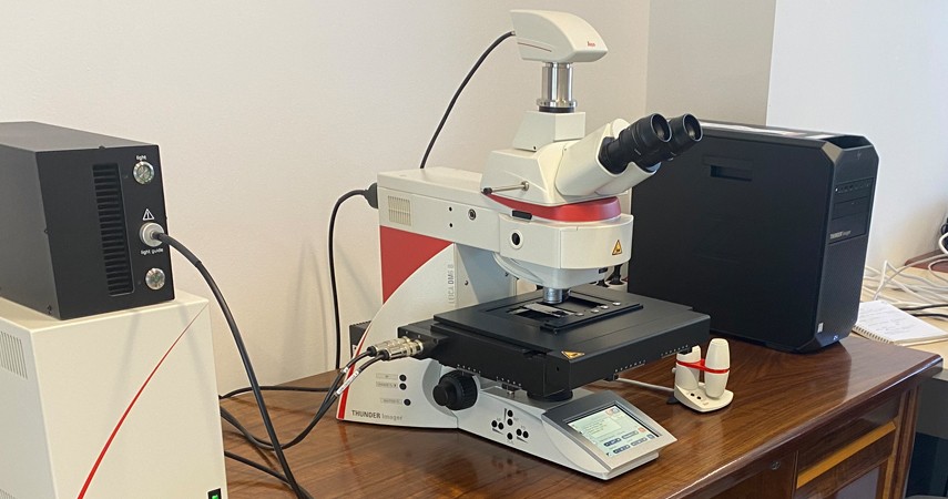 New microscope with Thunder image system